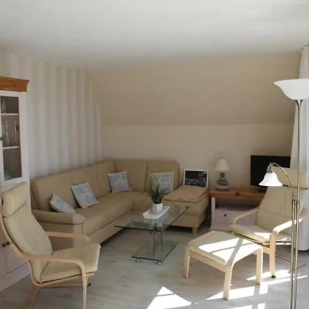 Traumwohnung Mit Meerblick Lägenhet Neu Reddevitz